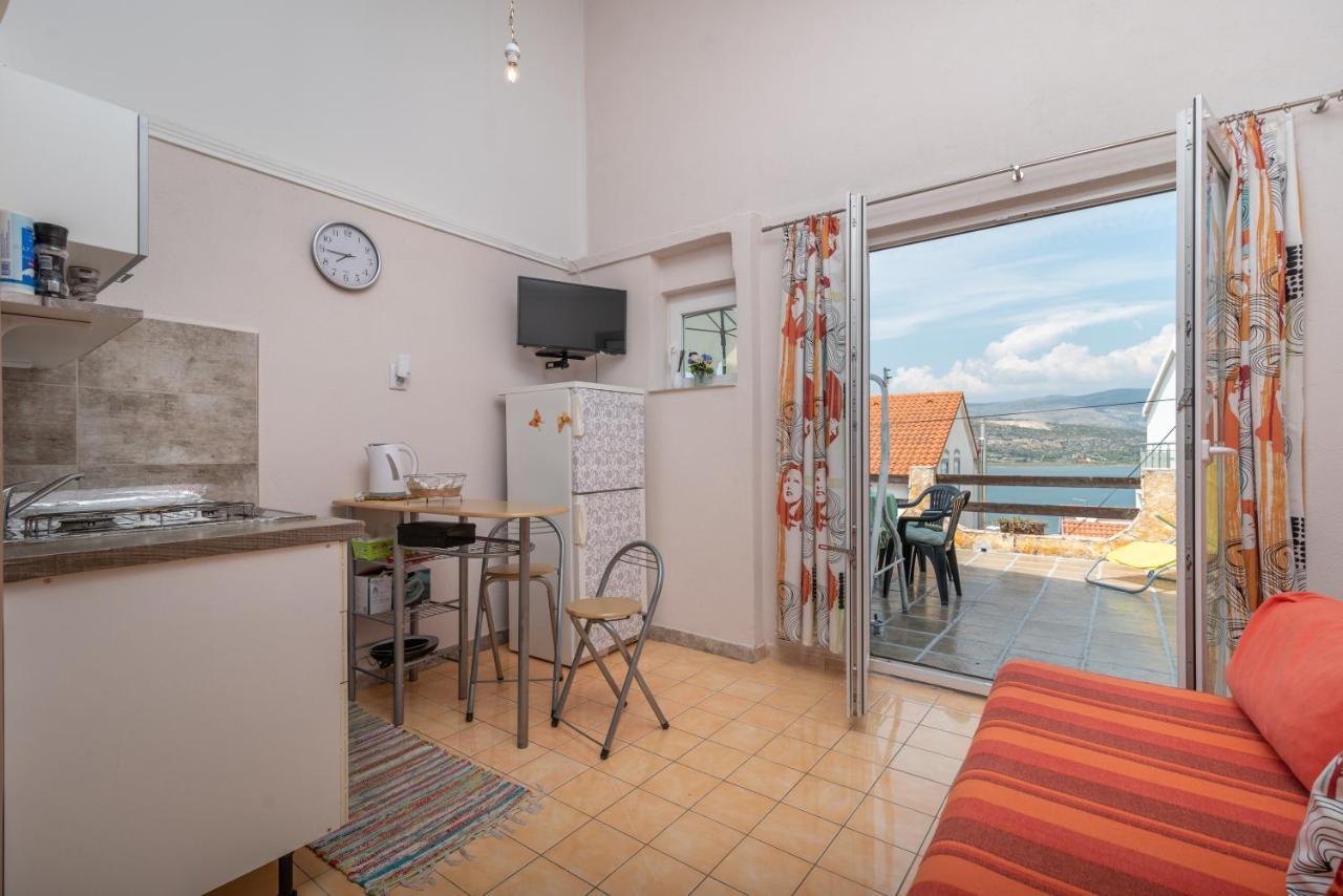 Kate * Trogir